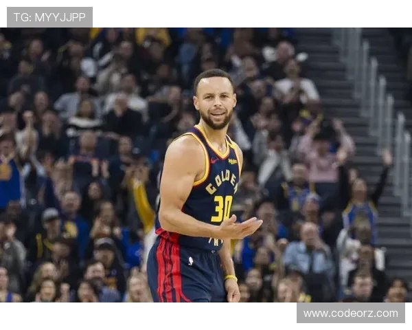 波杰姆斯基底角三分再中助勇士次节拉开比分领先十五分稳住局面